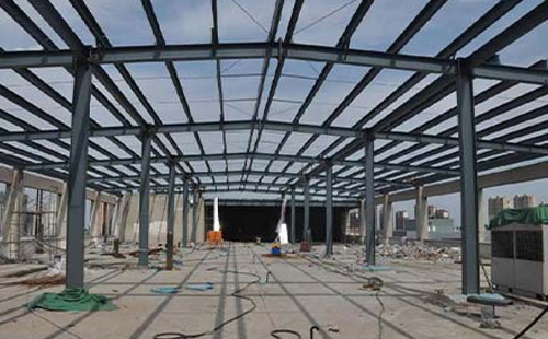 1768967127454616.jpg 通渭通渭钢结构安装过程中的关键控制要点与实施建议.jpg